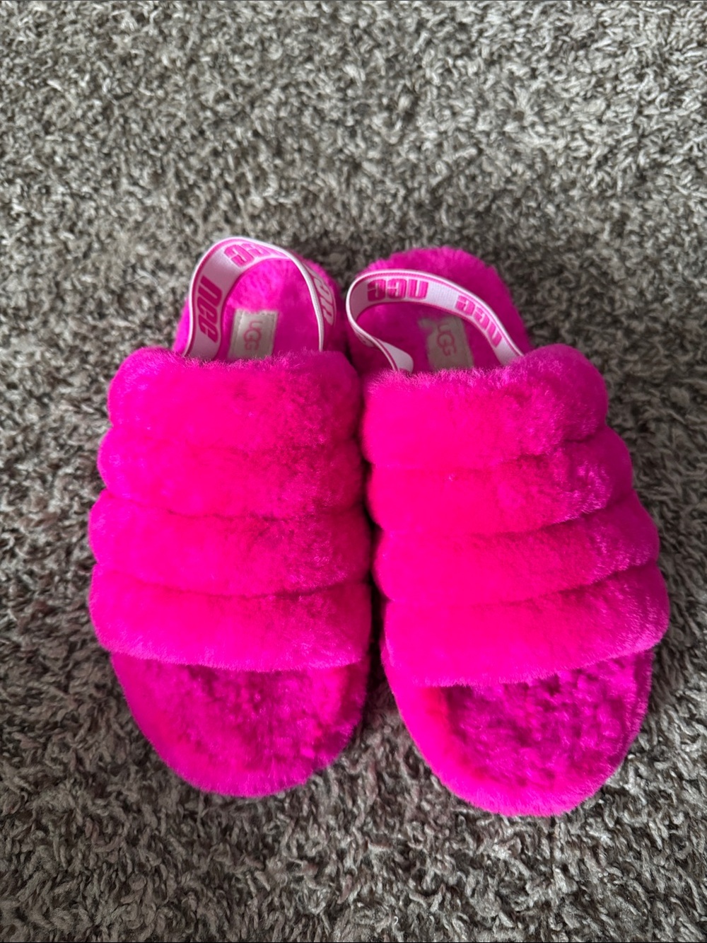 UGG Fluff Yeah Slide - Bright Pink